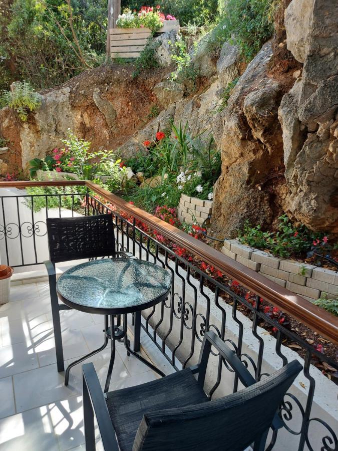 Hotel de apartamente Mavra