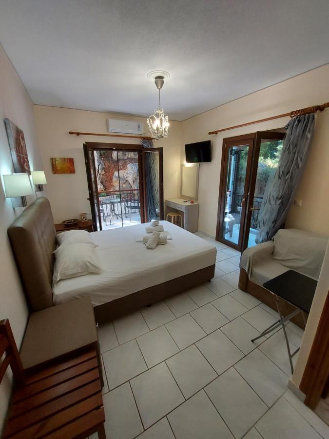 Hotel de apartamente Mavra